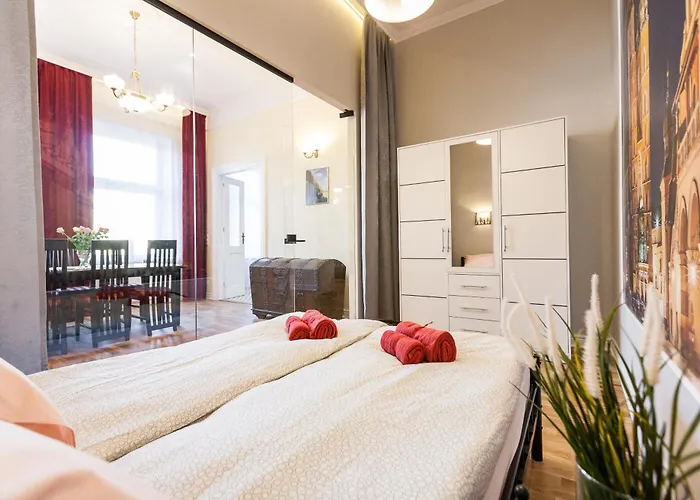 Vintage Podzamcze Apartment